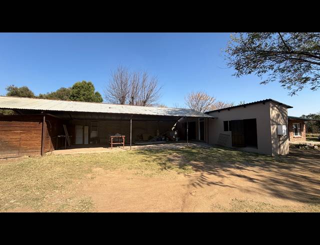 22,150M² SMALLHOLDING FOR SALE IN MARISTER